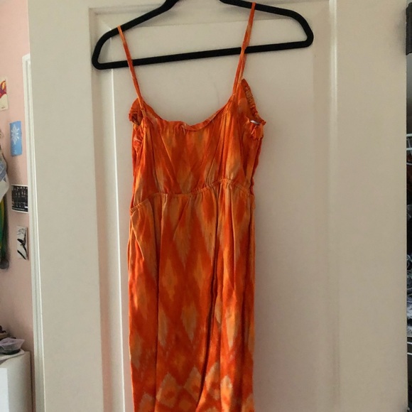 Dress - Picture 2 of 2